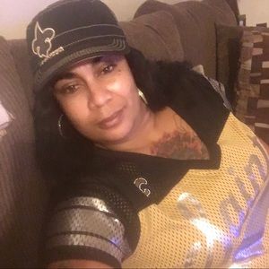 Meet your Posher, Alicia